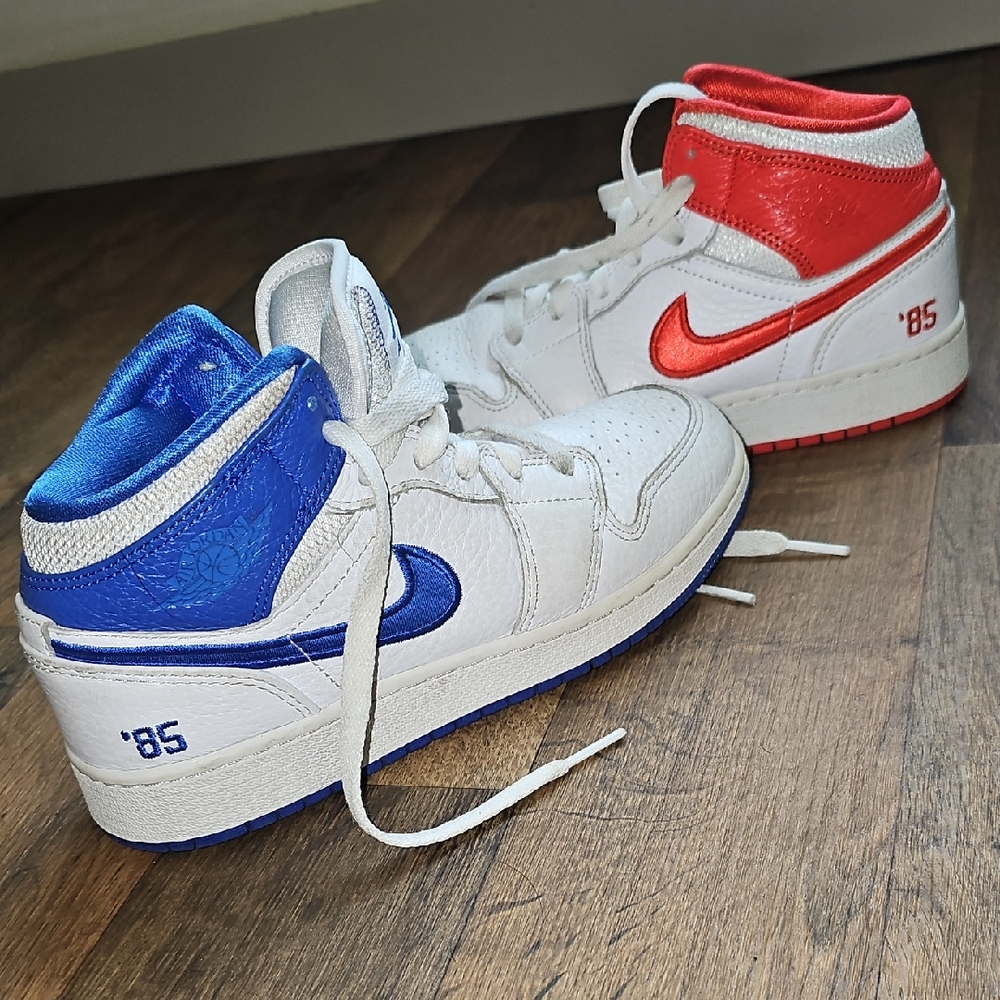 Nike Kids High-Top Sneakers in Blue and Red